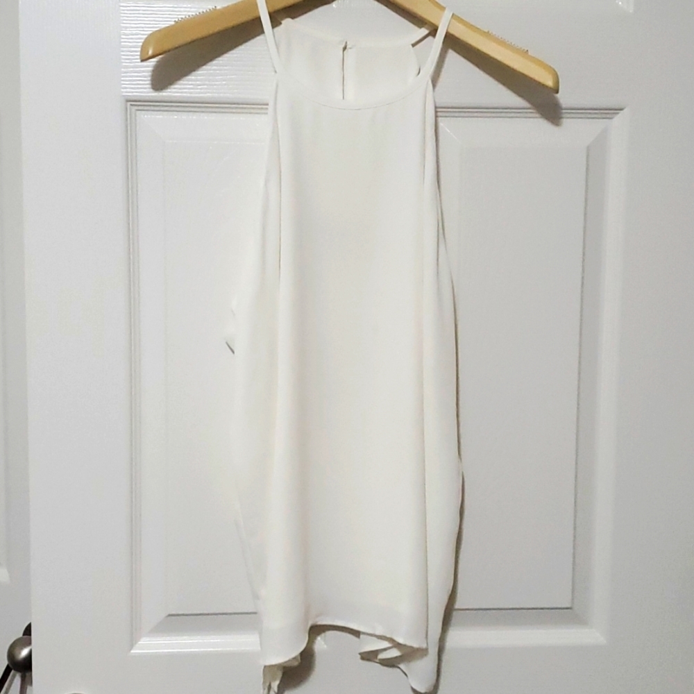 NWT lined scalloped racer back tank off white